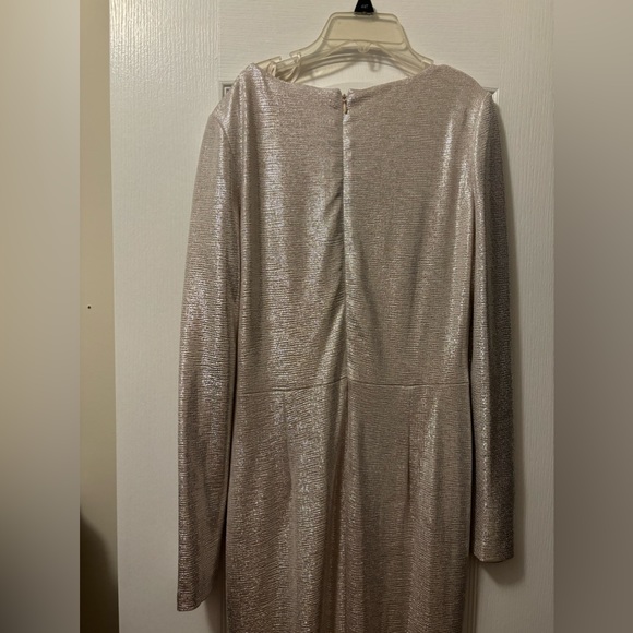 Size 10 Metalic long sleeved dress with mid-knot and  knee high slit. Worn once. - Picture 4 of 6
